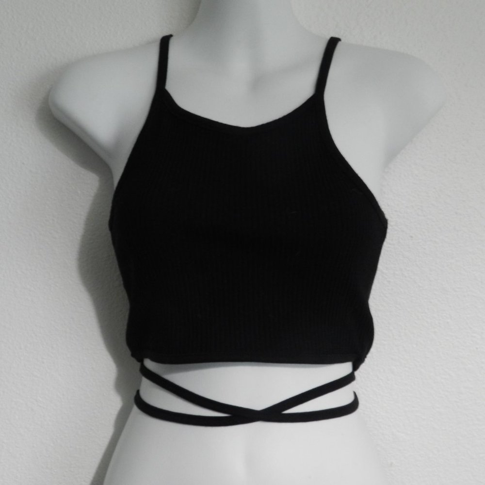 Signatures stretch crop tank with criss-cross back and self tie waist straps